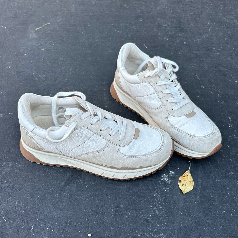 Madewell leather tennis shoe